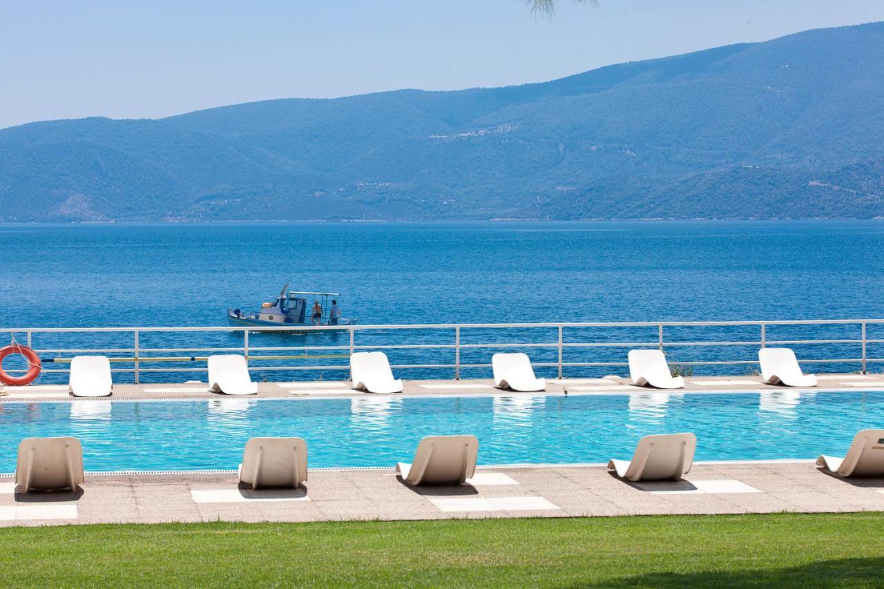 Kalamaki Beach Resort Isthmia Exterior foto