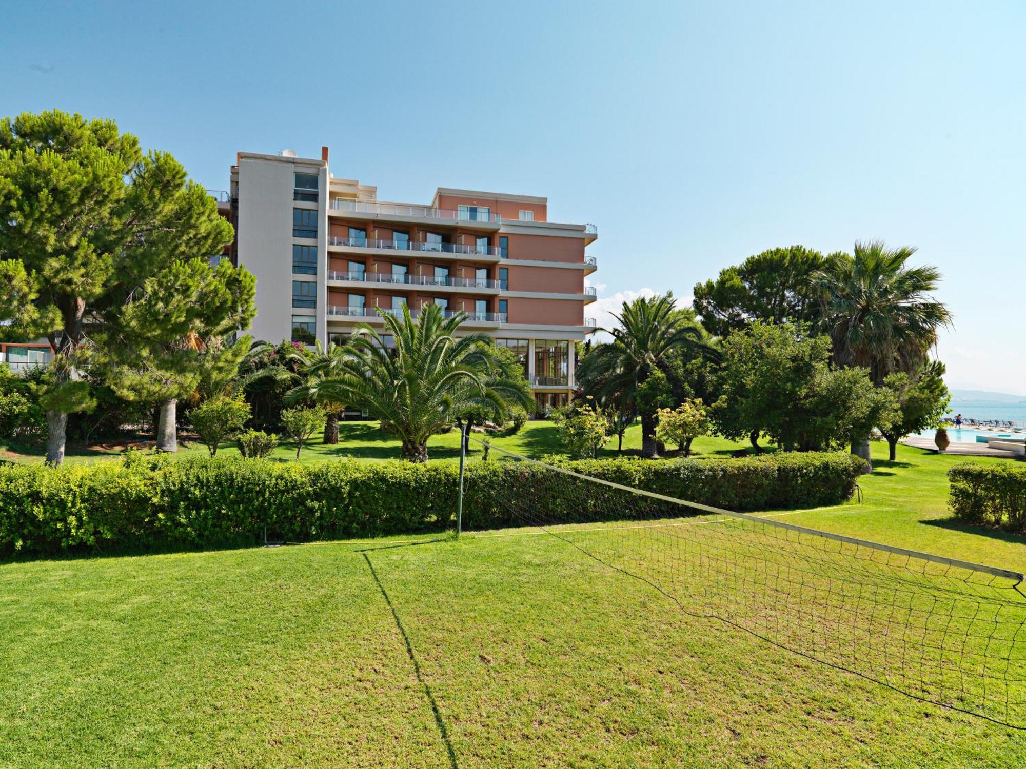Kalamaki Beach Resort Isthmia Exterior foto